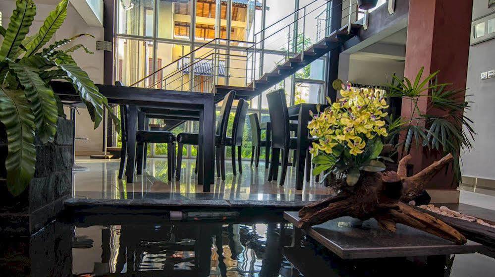Oyo 437 Amali Residence Nugegoda Kültér fotó